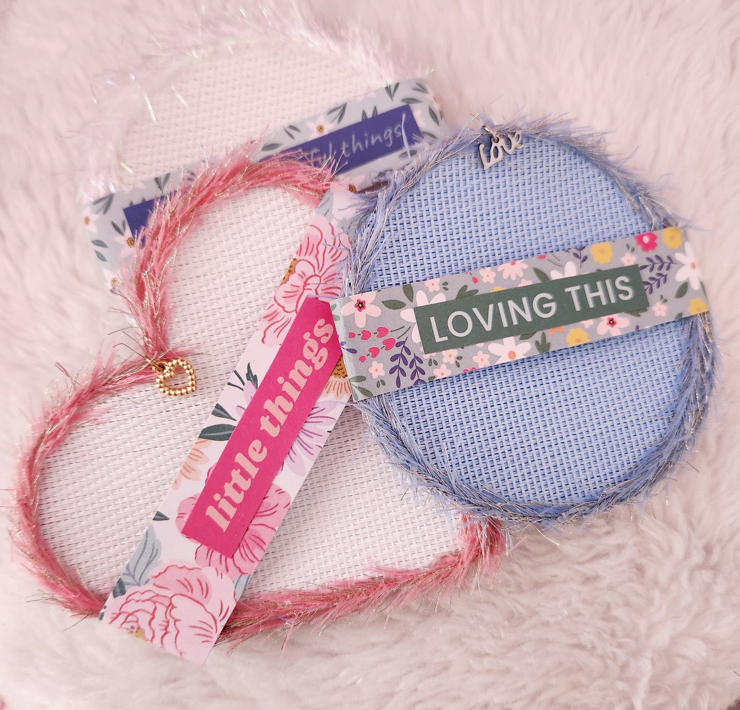 Small Wall Hangings/Decor